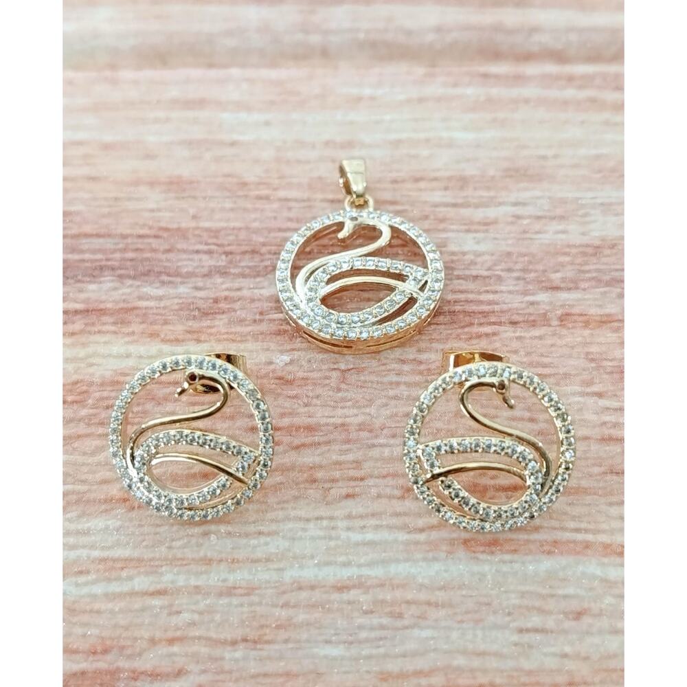 Golden Time 18k Gold Plated Swan Earrings and Pendant Set. - Picture 3 of 7